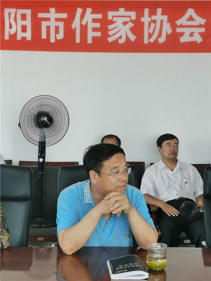 市文联党组书记,主席王文书作总结讲话